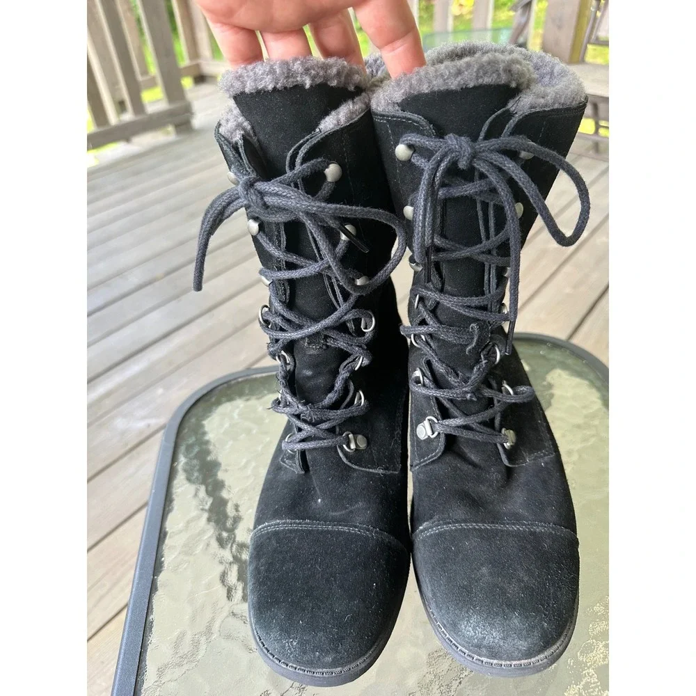 UGG Black Suede Leather Lace Up‎ Shearling Lined Winter Boots Women's Size 10